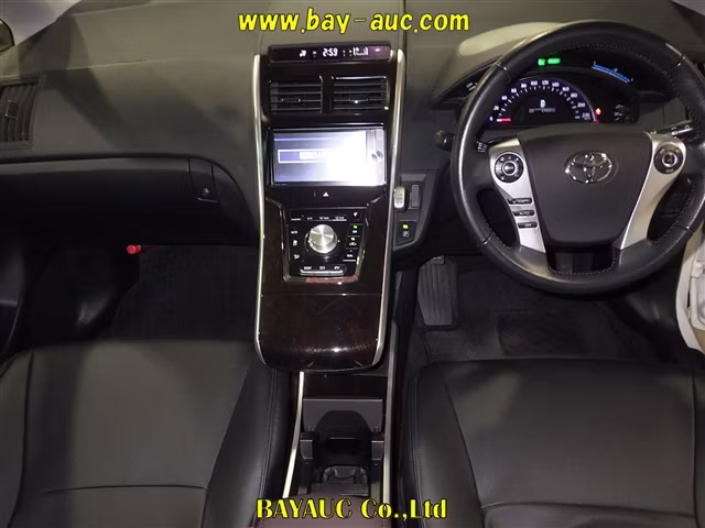 TOYOTA SAI