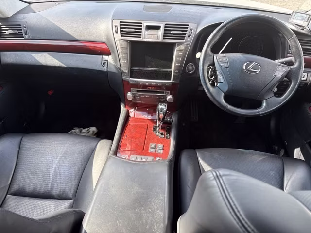 LEXUS LS460