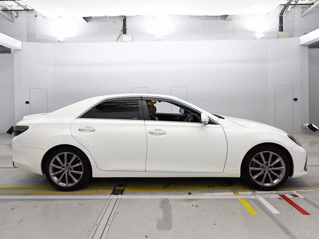 TOYOTA MARK X
