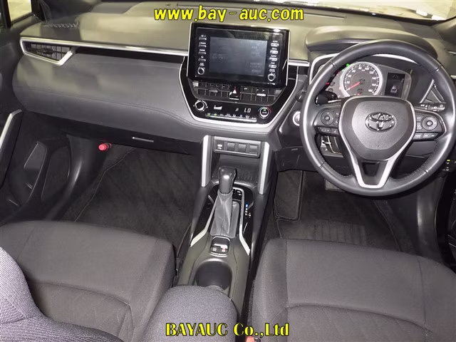 TOYOTA COROLLA CROSS