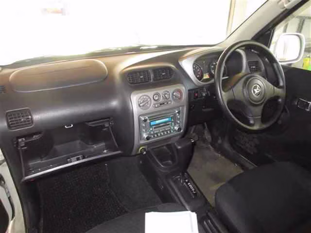 DAIHATSU TERIOS KID