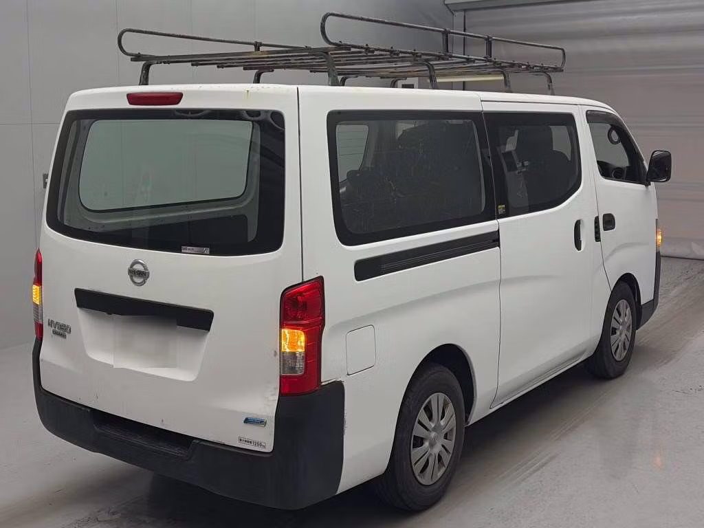 NISSAN NV350 CARAVAN