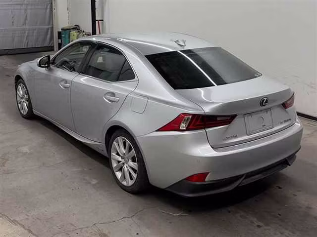 LEXUS IS300H