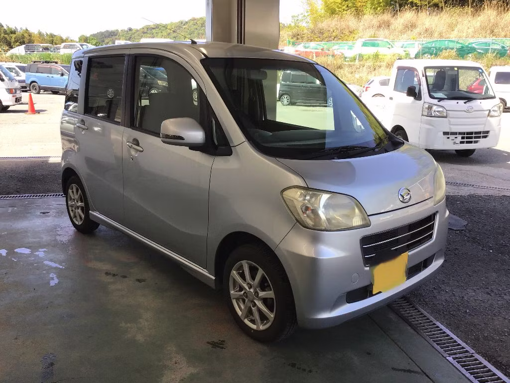 DAIHATSU TANTO EXE