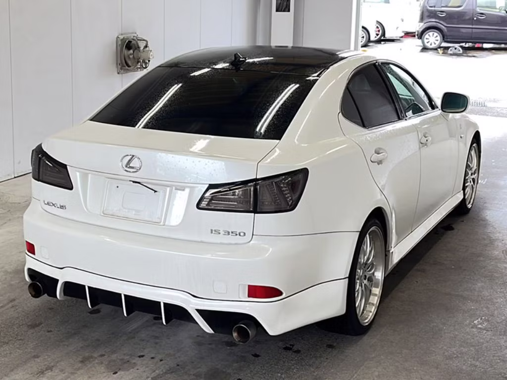 LEXUS IS350