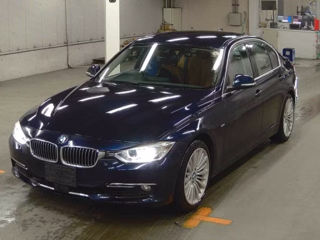 BMW 3-SERIES