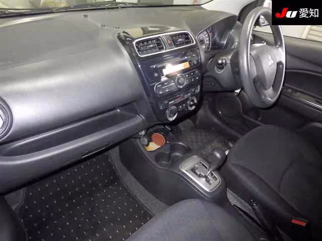 MITSUBISHI MIRAGE