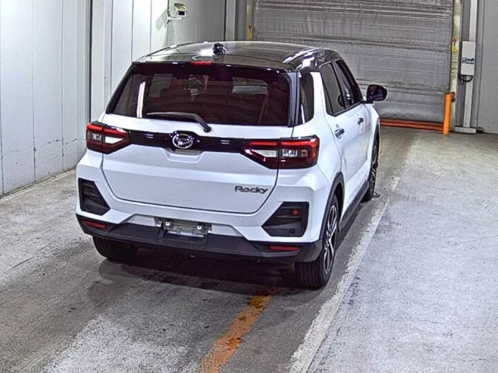 DAIHATSU ROCKY