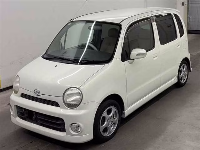 DAIHATSU MOVE LATTE