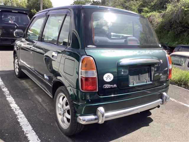 DAIHATSU MIRA GINO