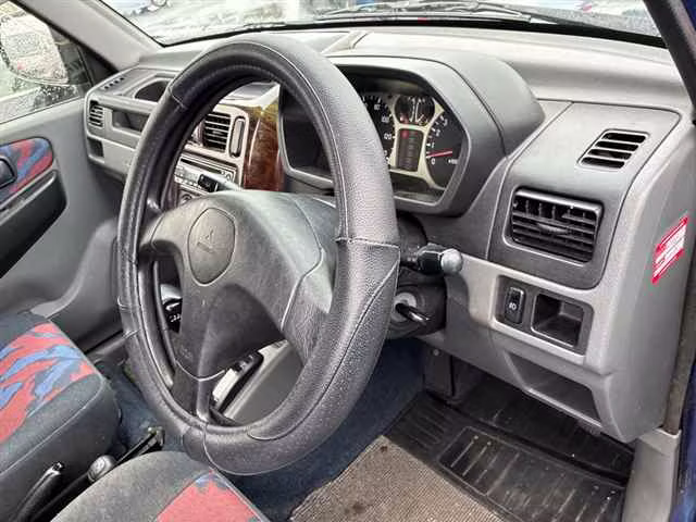MITSUBISHI PAJERO MINI