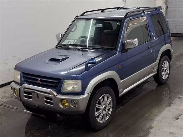 MITSUBISHI PAJERO MINI