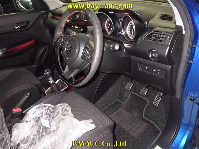 SUZUKI SWIFT