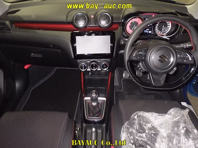 SUZUKI SWIFT