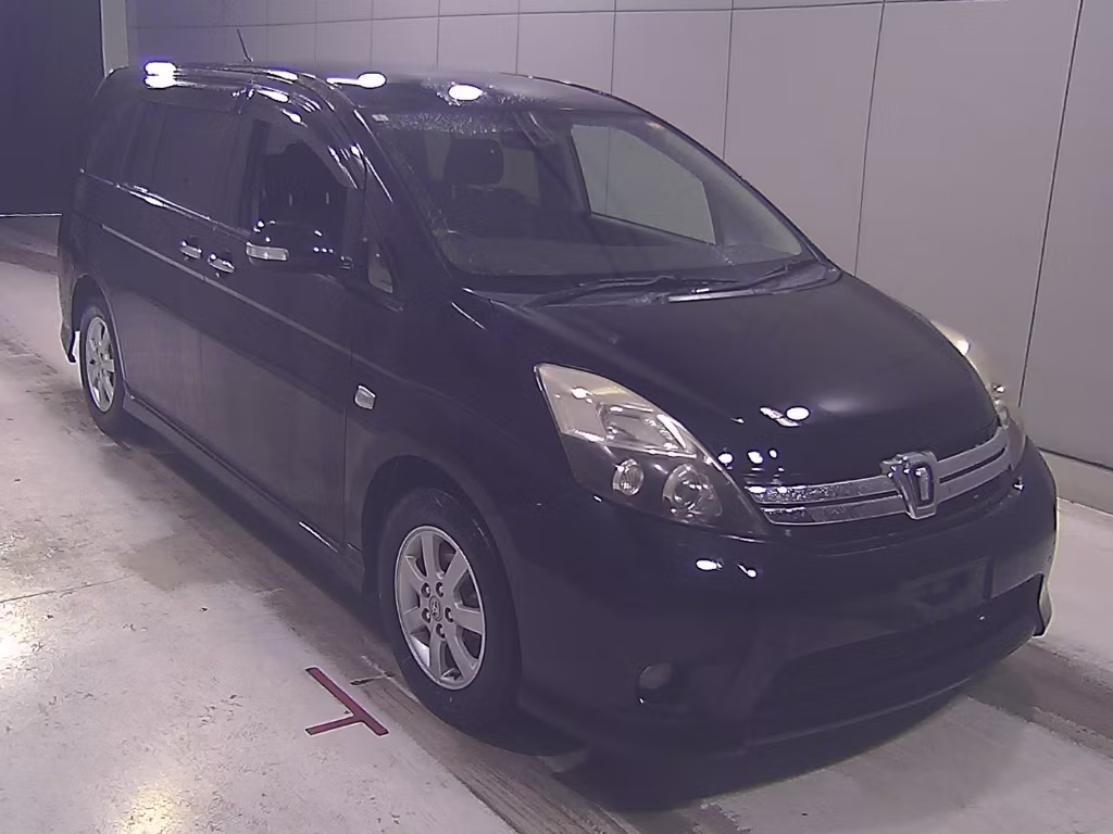 TOYOTA ISIS