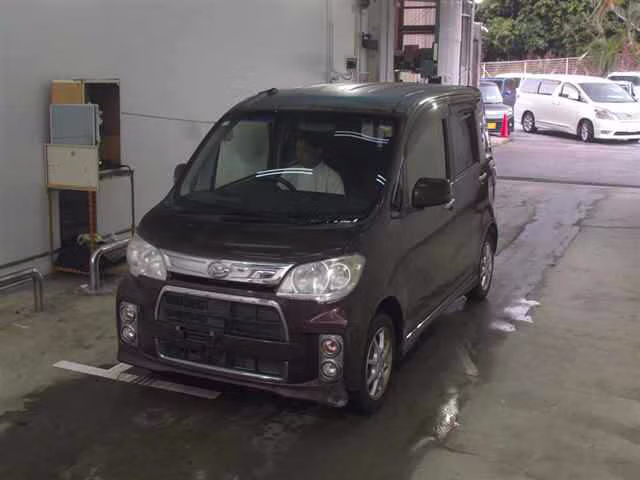 DAIHATSU TANTO EXE