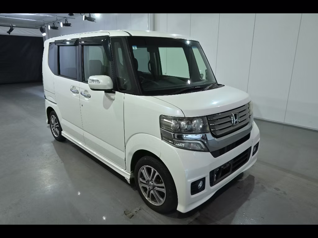 HONDA N-BOX