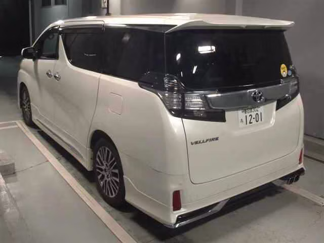 TOYOTA VELLFIRE