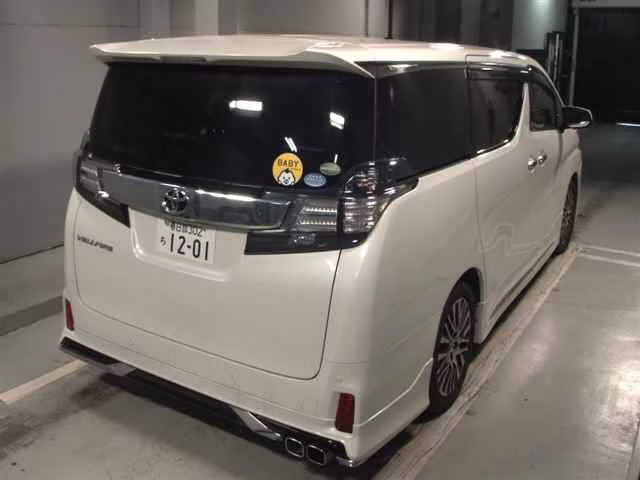 TOYOTA VELLFIRE
