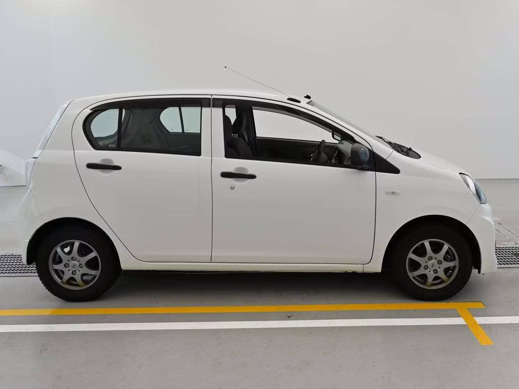SUBARU PLEO PLUS