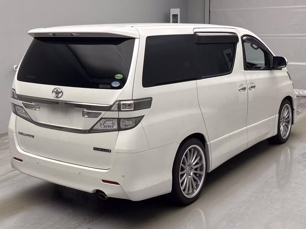 TOYOTA VELLFIRE
