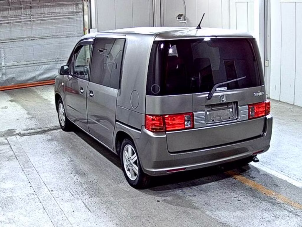 HONDA MOBILIO SPIKE