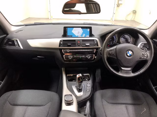 BMW 1-SERIES