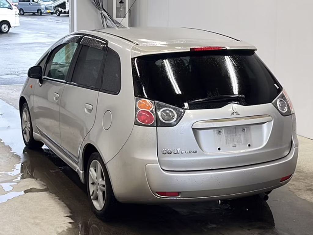 MITSUBISHI COLT PLUS