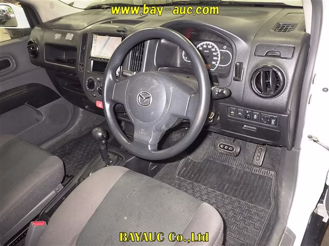 MAZDA FAMILIA