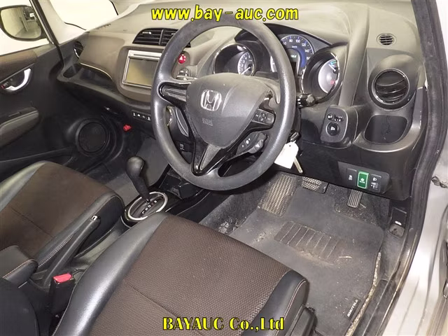 HONDA FIT SHUTTLE
