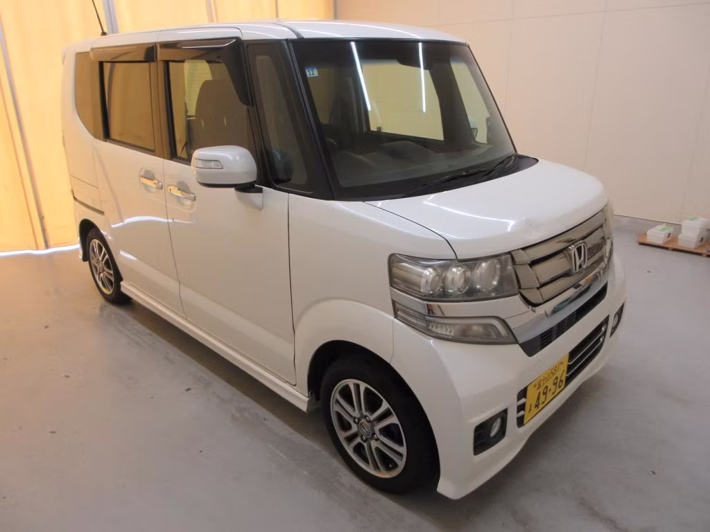 HONDA N-BOX