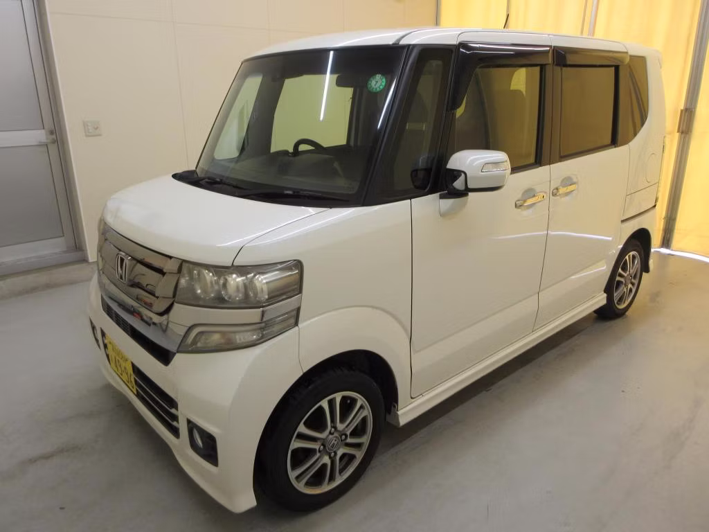 HONDA N-BOX