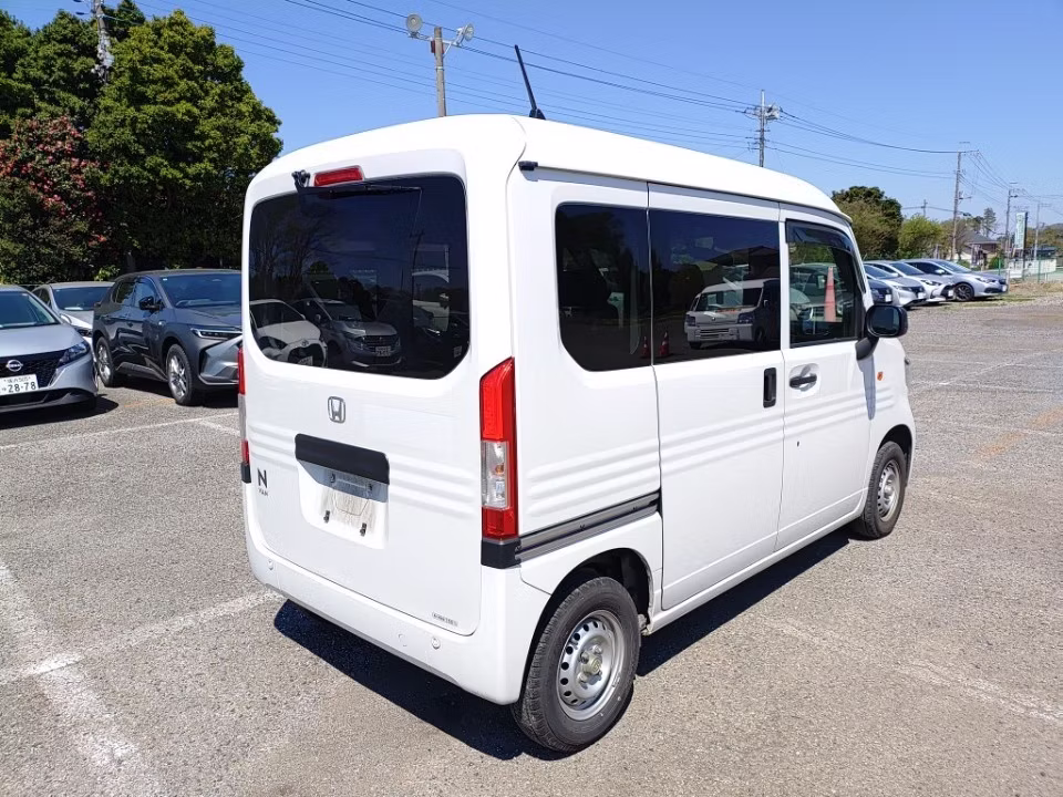 HONDA N-VAN