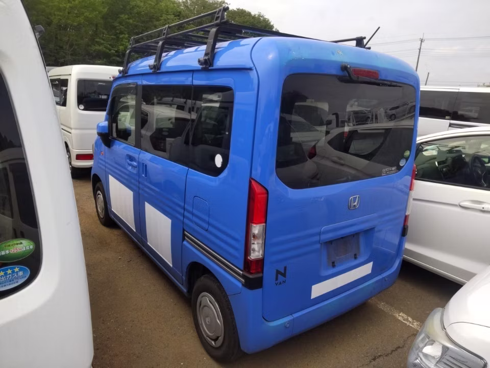 HONDA N-VAN