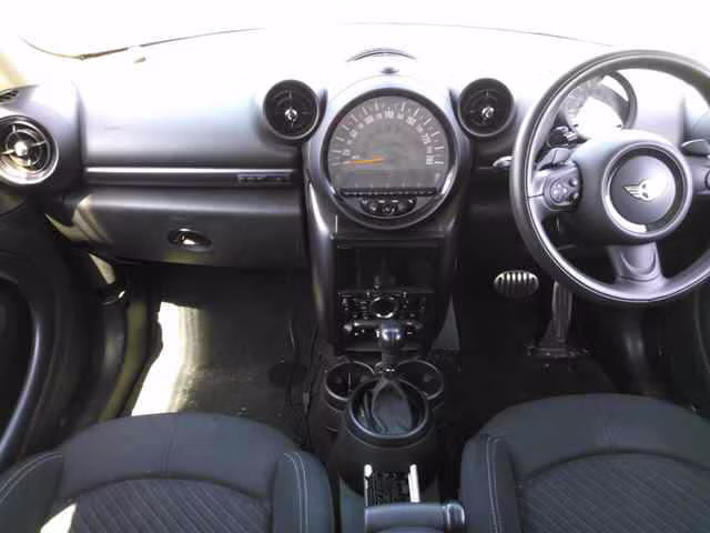 MINI CROSSOVER