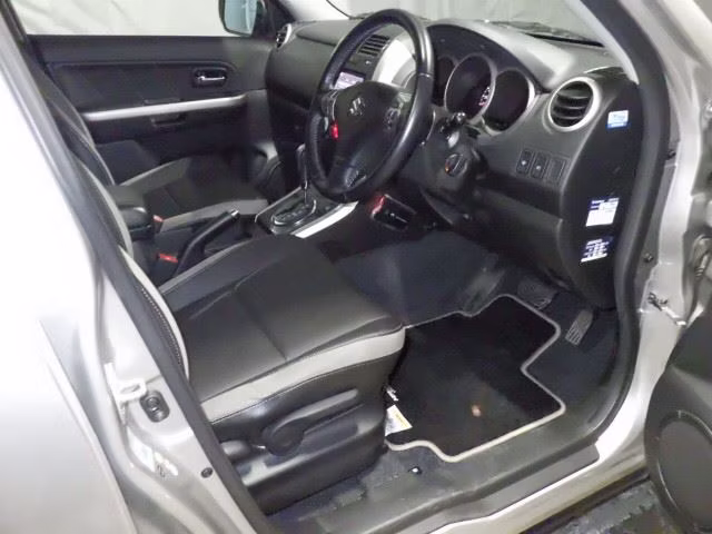 SUZUKI ESCUDO