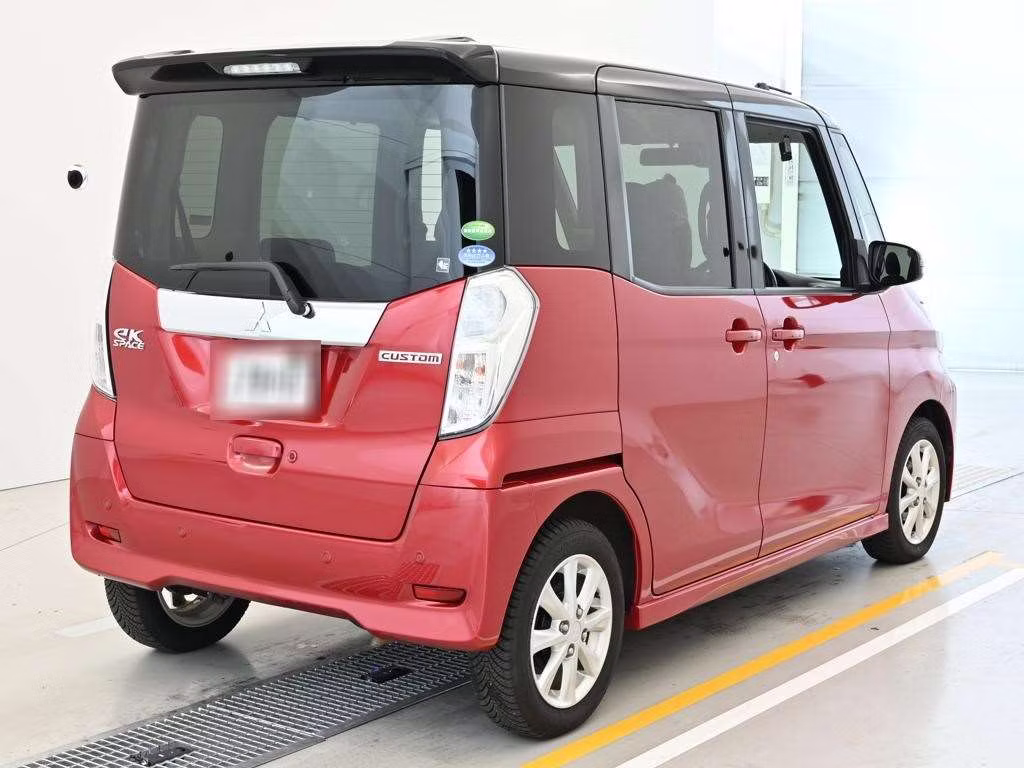 MITSUBISHI EK SPACE
