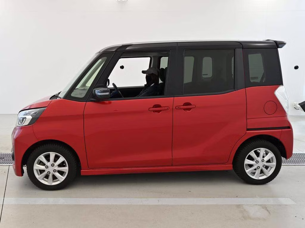 MITSUBISHI EK SPACE