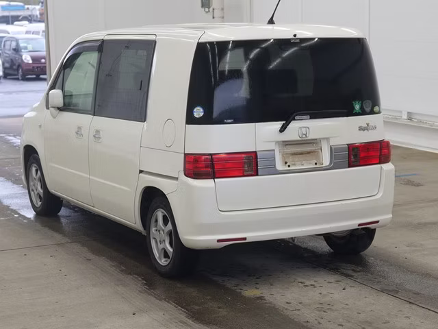 HONDA MOBILIO SPIKE