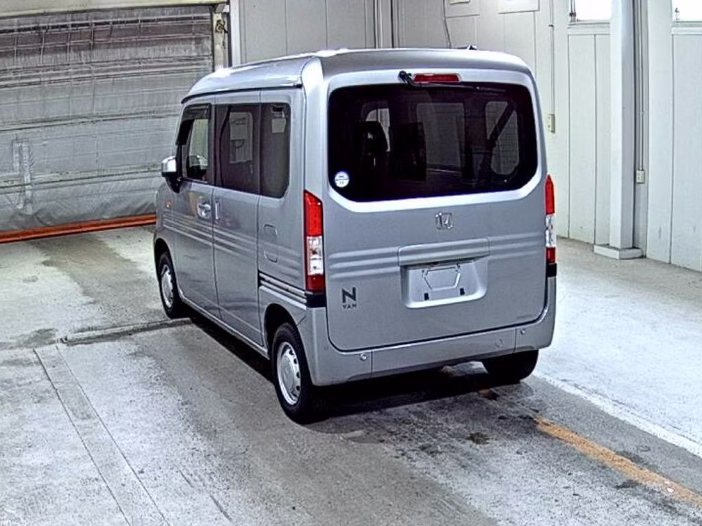 HONDA N-VAN