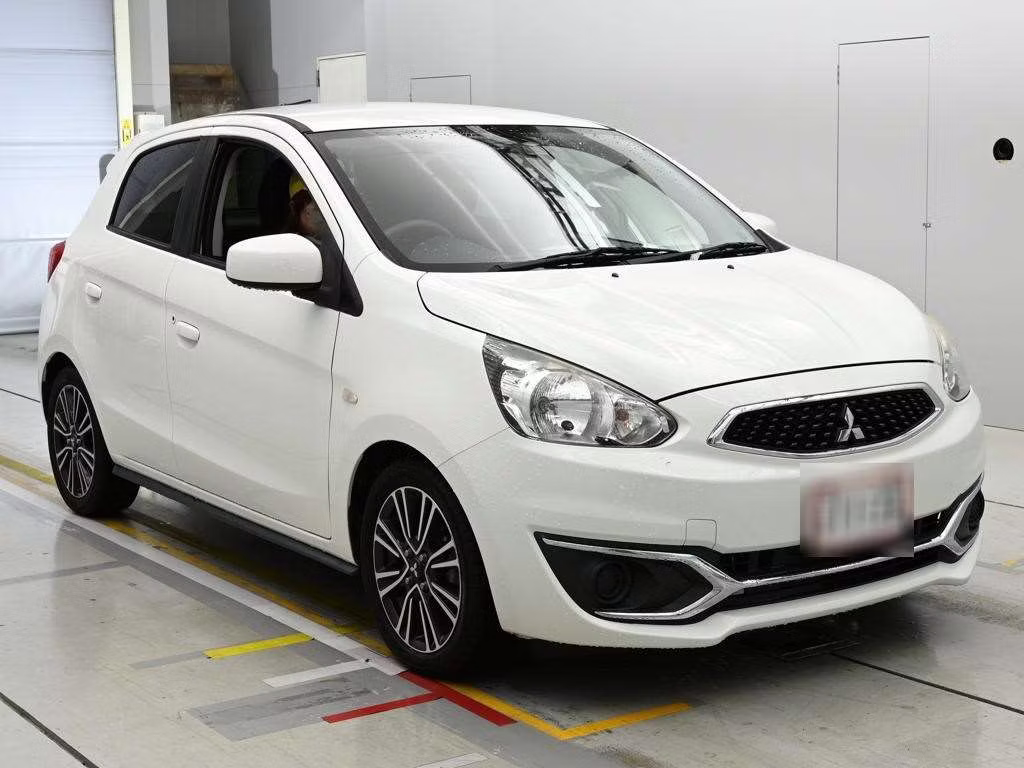 MITSUBISHI MIRAGE