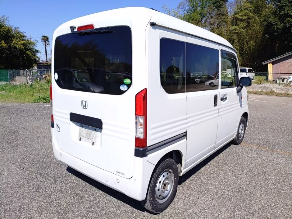 HONDA N-VAN