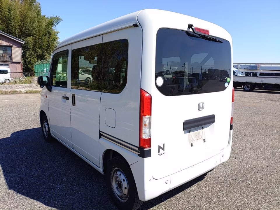 HONDA N-VAN