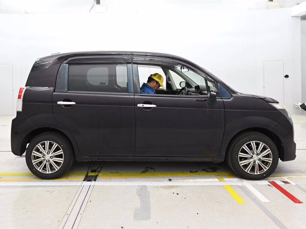 TOYOTA SPADE