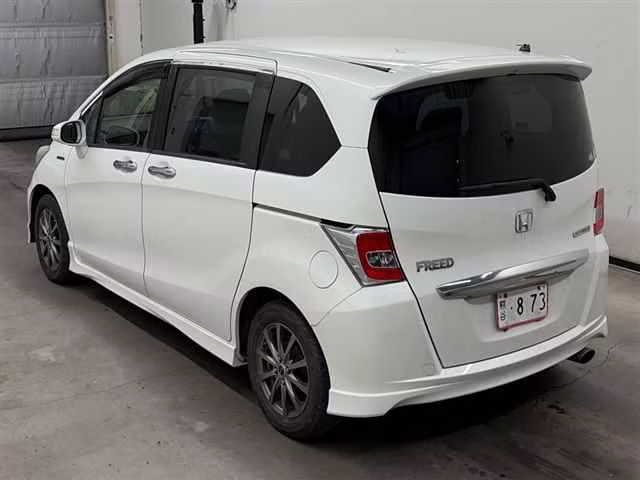 HONDA FREED