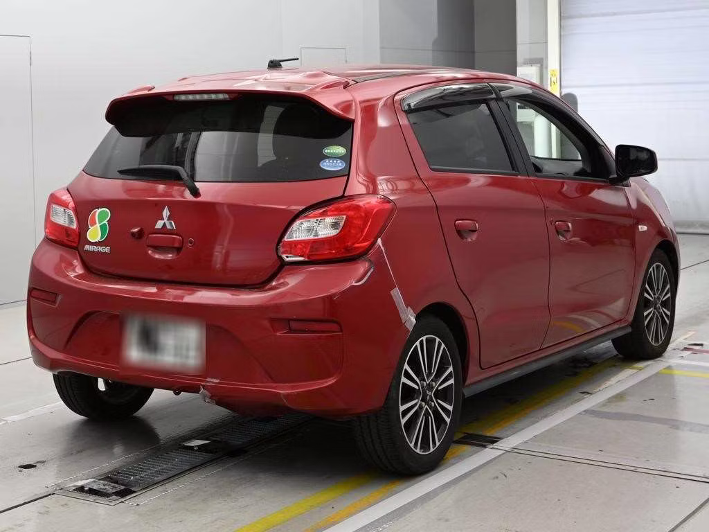 MITSUBISHI MIRAGE