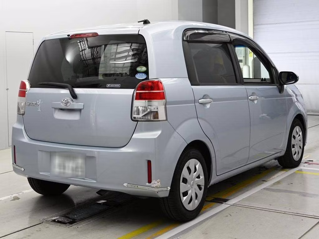 TOYOTA SPADE