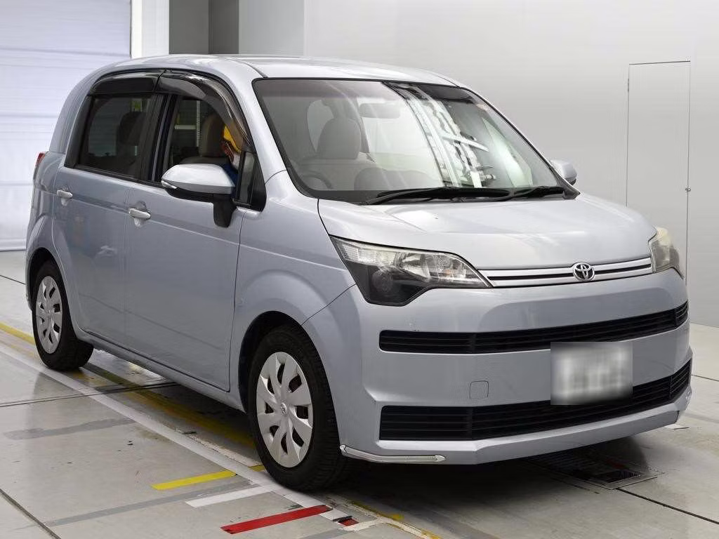 TOYOTA SPADE