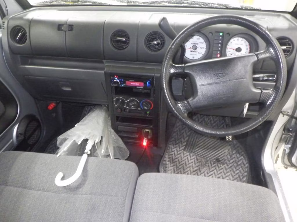 DAIHATSU NAKED
