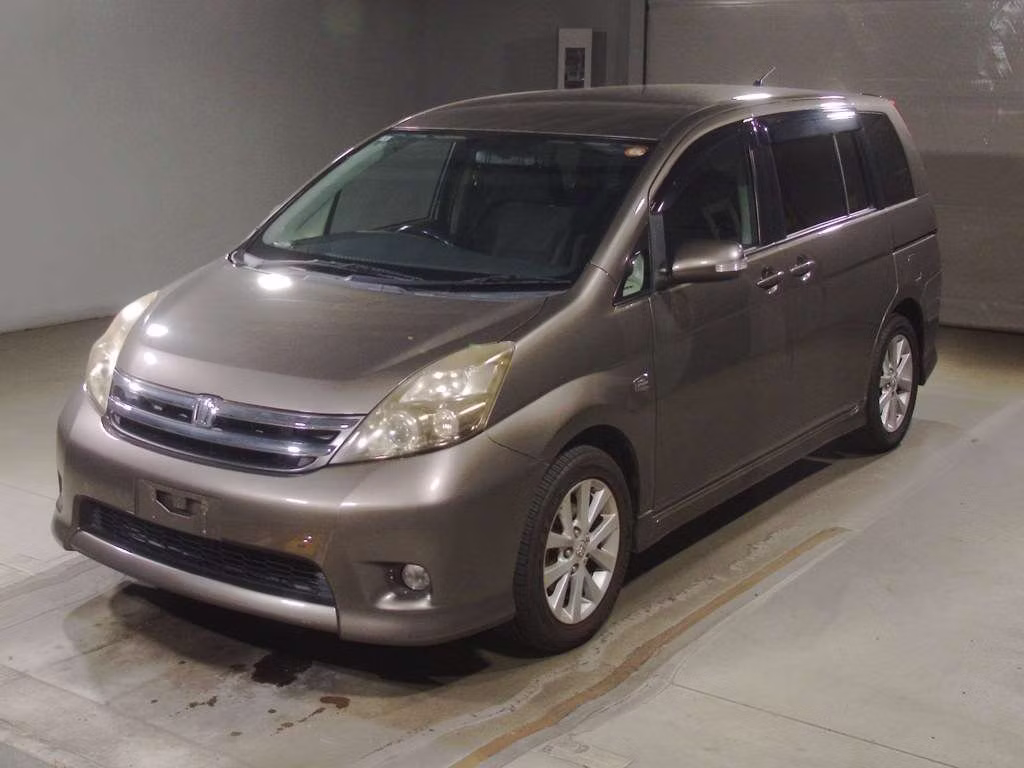 TOYOTA ISIS